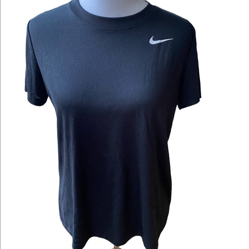 Nike Tee  Dri-Fit Sportswear Black and White Women’s Top Size Large